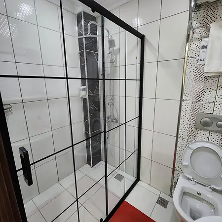 Sea Star Duran Aparthotel 4*